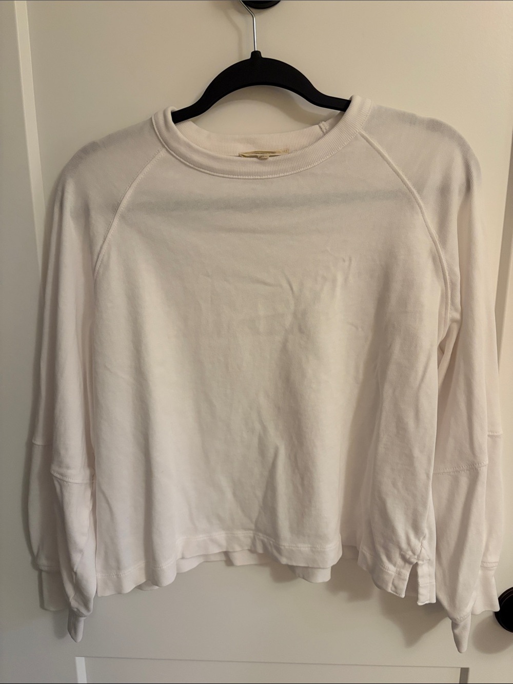Cropped White Crewneck Sweatshirt